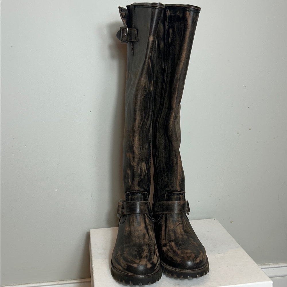 Freebird Distressed Battle Brown Knee-High Boots - Picture 2 of 8